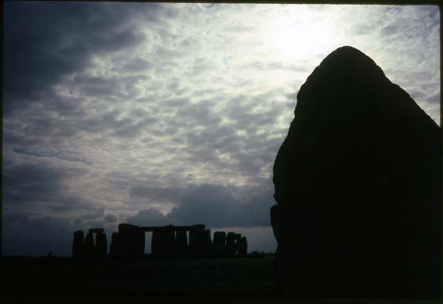 04-stonehenge
