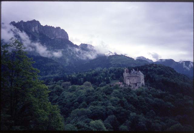 37-mtn-chateau
