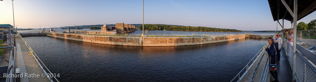 Lock & Dam 10