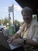 18-richard-cybercafe